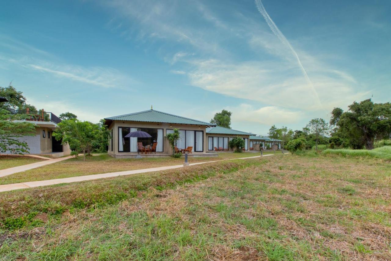 Sigiriya King'S Resort ภายนอก รูปภาพ