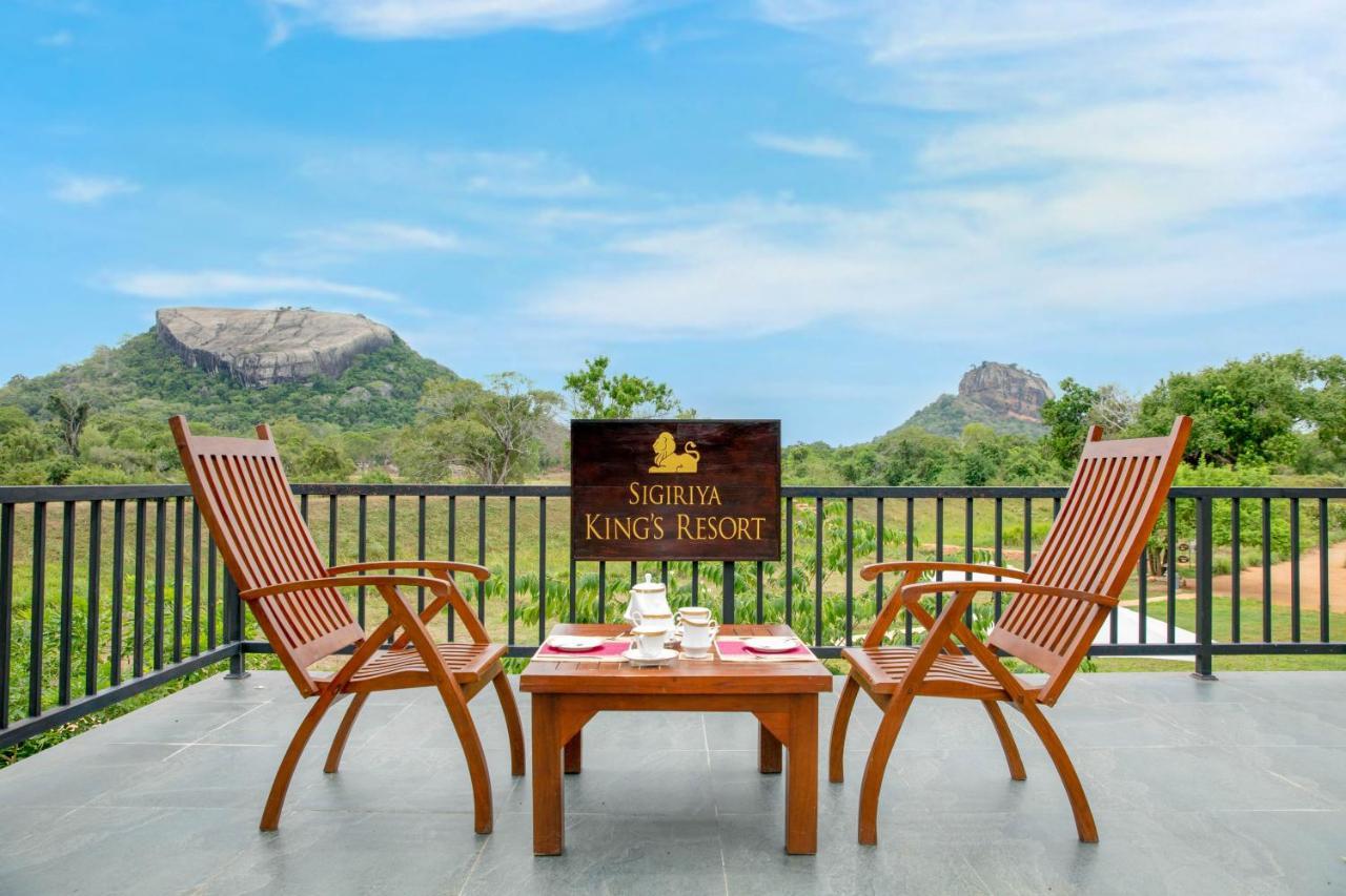 Sigiriya King'S Resort ภายนอก รูปภาพ