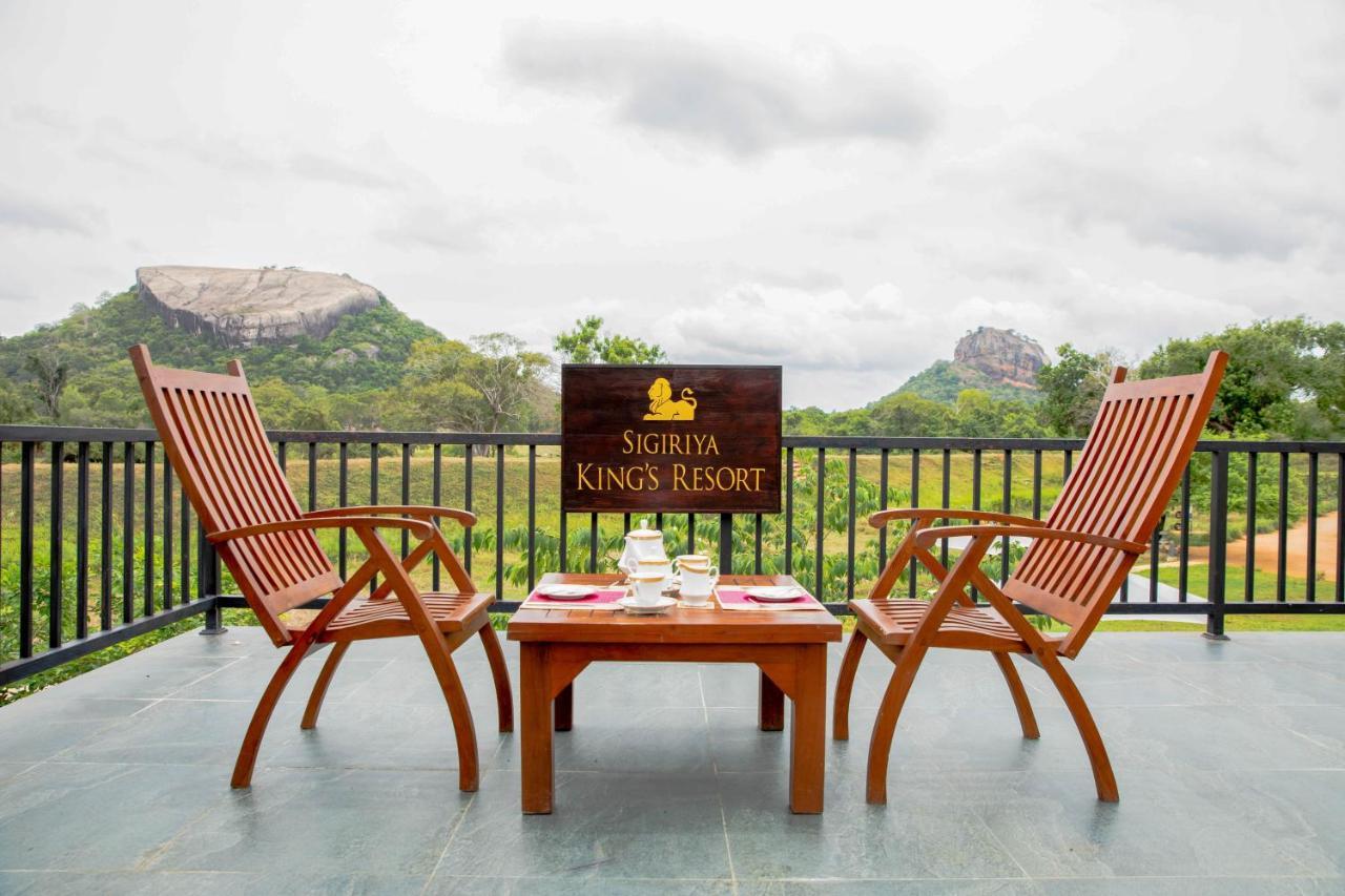 Sigiriya King'S Resort ภายนอก รูปภาพ