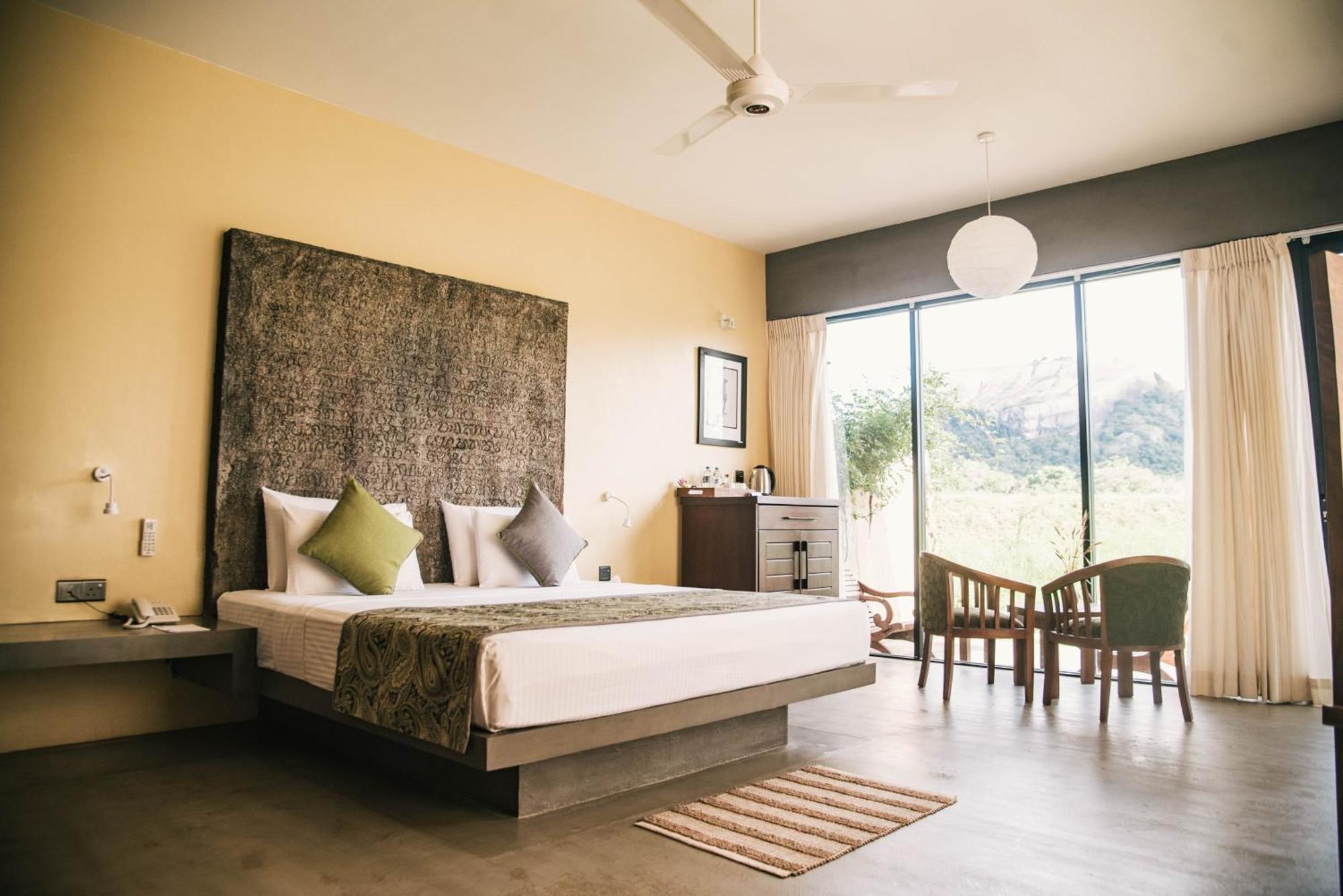 Sigiriya King'S Resort ภายนอก รูปภาพ
